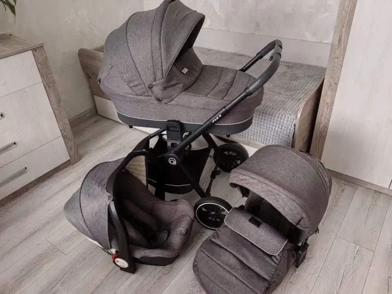 Детская коляска, 3 в 1, б/у. Состояние отличное.