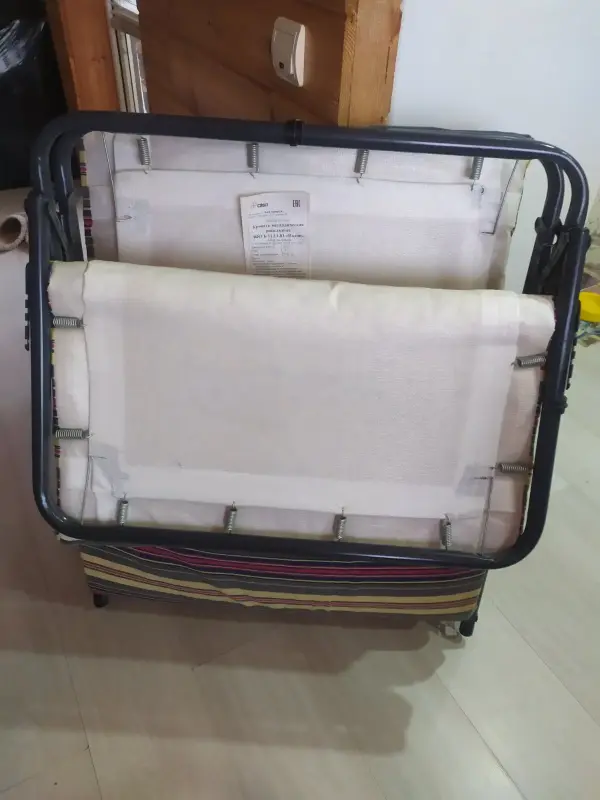 Раскладушка (кровать металлическая раскладная)