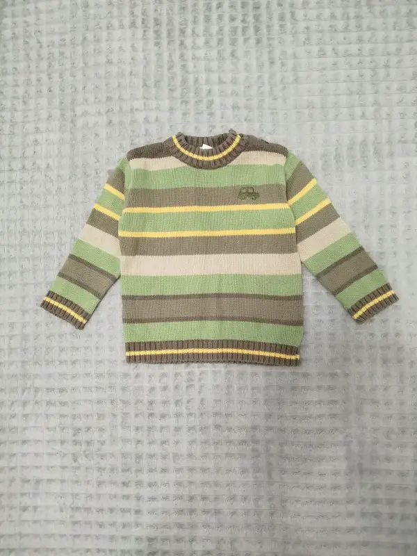 Вязанная кофта для мальчика