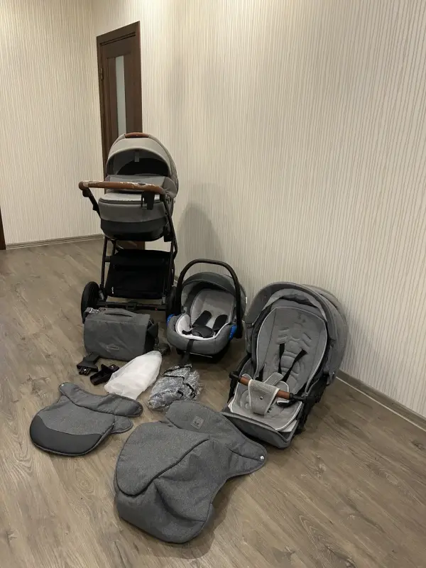 Детская коляска 3 в 1 camarelo