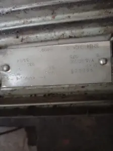 Электродвигателя, шкивы, звёздочки бу.