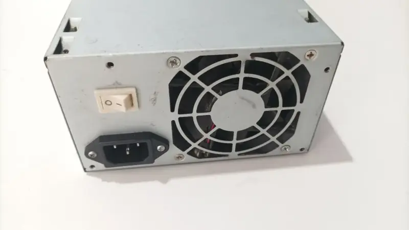 Блоки питания, аккумуляторы - Блок питания STC EP-450 (450W) - Вся Беларусь - Фото 3 Блок питания STC EP-450 (450W) - Вся Беларусь - 231163 - Доска объявлений Kupika.by - Фото 3