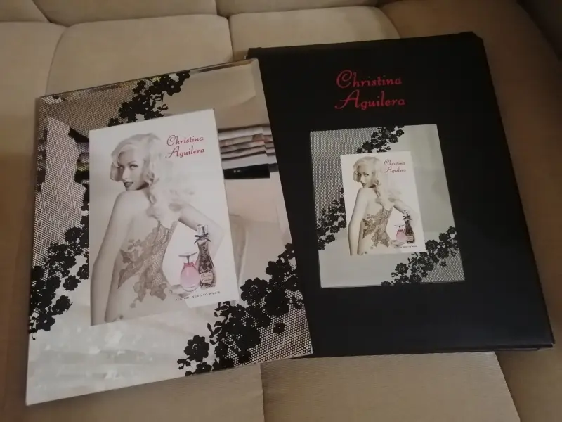 Рамка-зеркало для фото Christina Aguilera