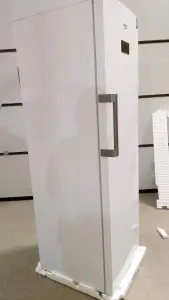 Морозильник BEKO B3RFNK312W