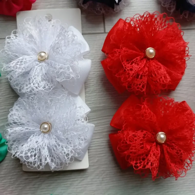 Бантики ручной работы.