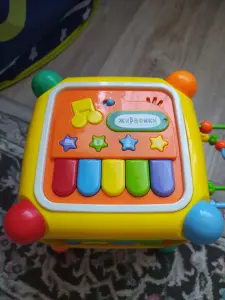 Большой бизикуб сортер. Состояние нового.