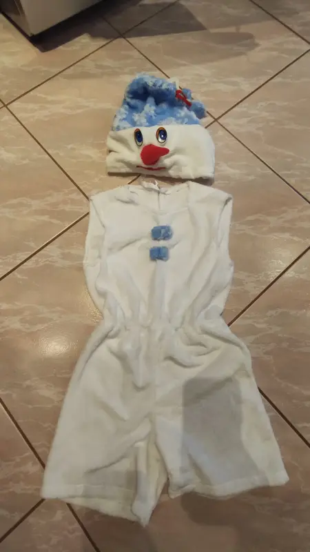 Новогодний костюм Снеговика