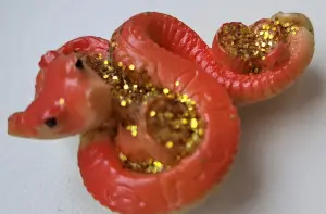 Магниты на холодильник, новые-за 2шт