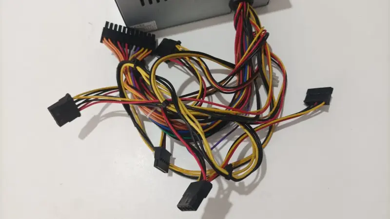 Блоки питания, аккумуляторы - Блок питания STC EP-450 (450W) - Вся Беларусь - Фото 4 Блок питания STC EP-450 (450W) - Вся Беларусь - 231163 - Доска объявлений Kupika.by - Фото 4