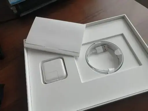 Планшеты - Новый планшет Apple iPad Wi-Fi 32GB Space Gray - Вся Беларусь - Фото 3 Новый планшет Apple iPad Wi-Fi 32GB Space Gray - Вся Беларусь - 229915 - Доска объявлений Kupika.by - Фото 3