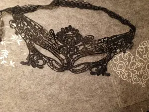 Маска карнавальная