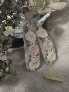 Аксессуары для волос с вышивкой, именная вышивка(заколки, резинки)