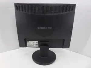 Монитор Samsung SyncMaster 943N (19'')