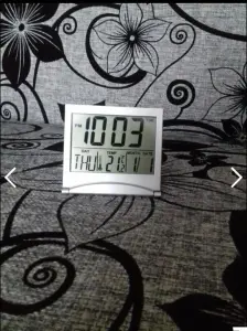 Электронный жидкокристаллический будильник