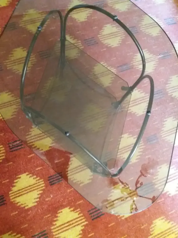 Стол журнальный