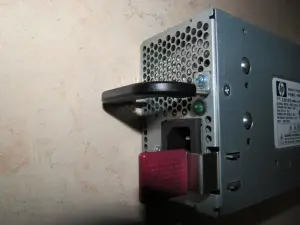 Блок питания HP ATSN-7001044-Y000 1000W для серверов Proliant Ml350 G5 Ml370 G5 Dl380 G7 Dl385p Gen8 Б.У.