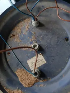 Люстра потолочная 3 плафона без 1 плафона или на запчасти