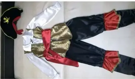 Новогодние подарки костюм