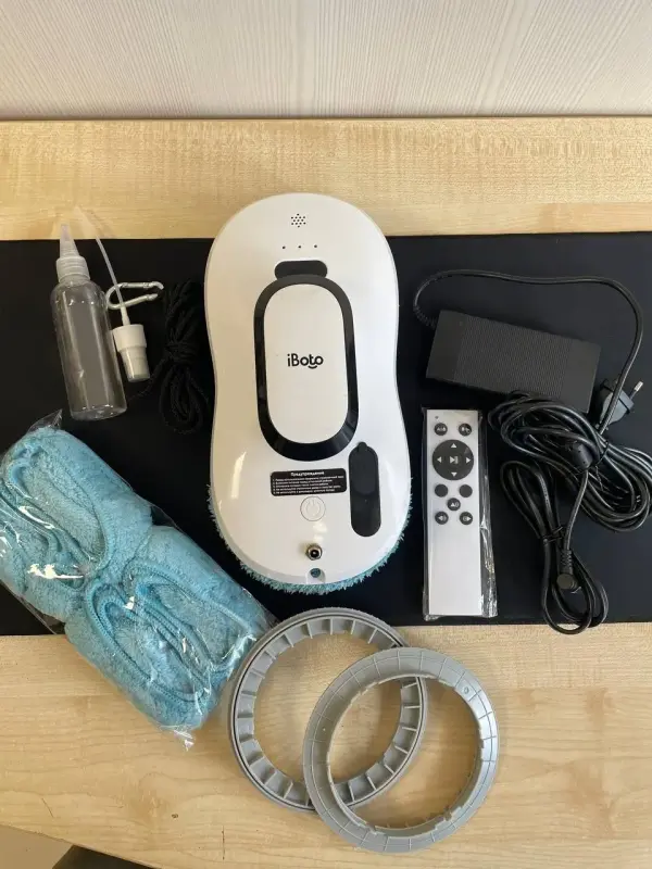 Робот для мытья окон iBoto Win 385 (белый)