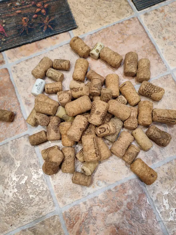 Материалы для рукоделия - Пробки 77 шт - Вся Беларусь Пробки 77 шт - Вся Беларусь - 230628 - Доска объявлений Kupika.by