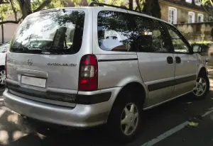 запчасти с Opel Sintra