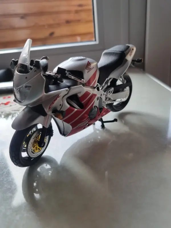 коллекционные модели maisto - Вся Беларусь - 231537 - Доска объявлений Kupika.by - Фото 9