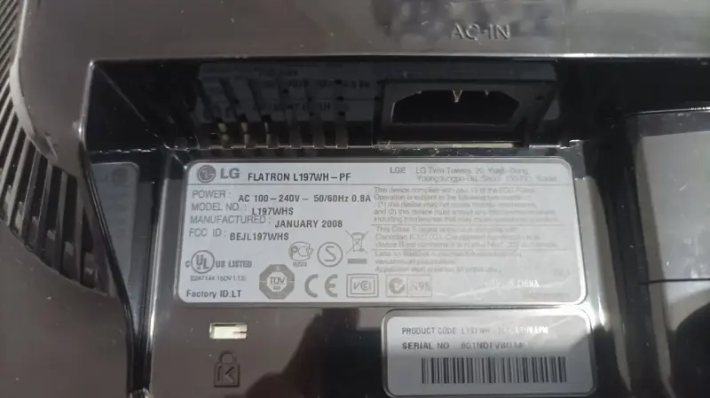 Монитор LG Flatron L197 WH