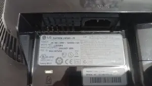 Монитор LG Flatron L197 WH