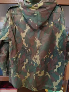 Куртка камуфляж. С капюшоном