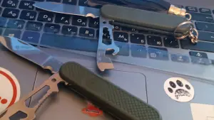 Нож складной солдатский Испания, герб. Продам!