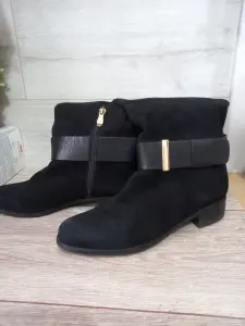 Замшевые сапоги