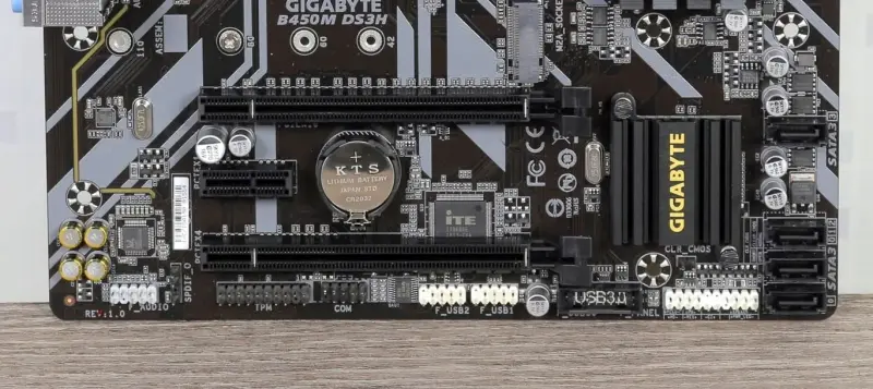 Материнские платы - Материнская плата Gigabyte B450M DS3H (rev. 1.0) - Вся Беларусь - Фото 3 Материнская плата Gigabyte B450M DS3H (rev. 1.0) - Вся Беларусь - 230340 - Доска объявлений Kupika.by - Фото 3