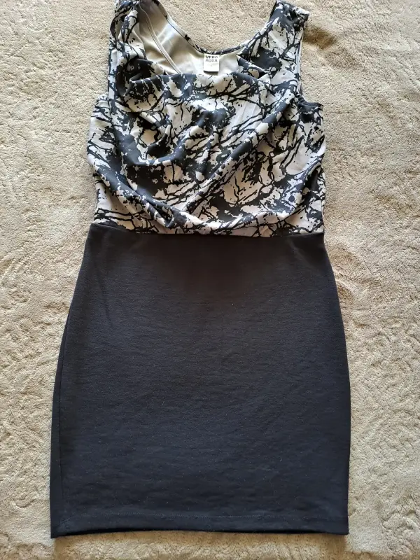 Платье для торжества р.48-50-52