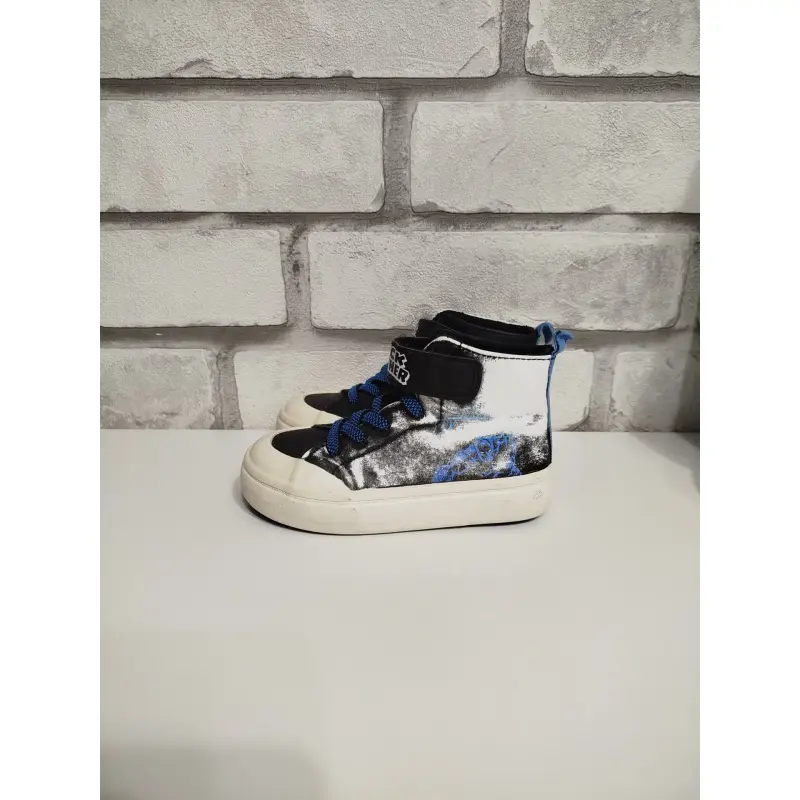 Кроссовки для мальчика