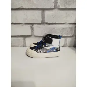 Кроссовки для мальчика