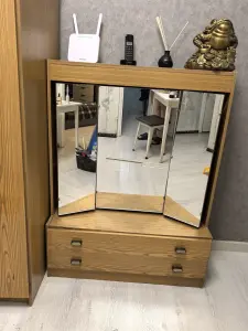 Мебель корпусная. Два шкафа и трельяж.