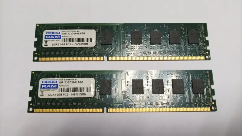 Оперативная память 2x Goodram (DDR3, 2Gb)