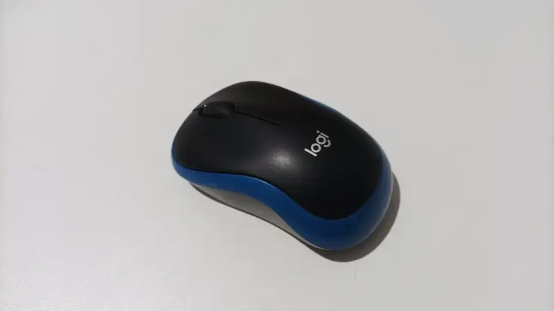Мышь Logitech M185