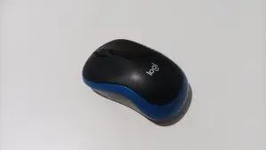 Мышь Logitech M185
