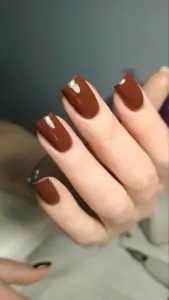 Маникюр и педикюр ст метро Уручье