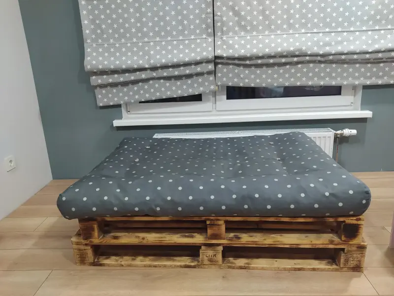 Другая мебель - Сиденье из жженых поддонов с подушками - Вся Беларусь - Фото 2 Сиденье из жженых поддонов с подушками - Вся Беларусь - 230365 - Доска объявлений Kupika.by - Фото 2