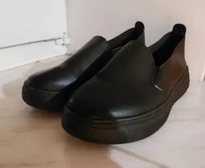 Туфли кожаные