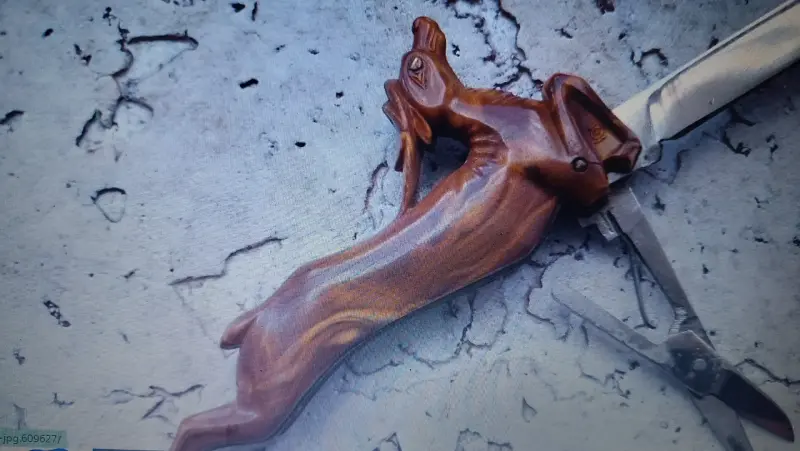 Куплю складной ножик олень, лань, косуля, лось, лиса, белка.