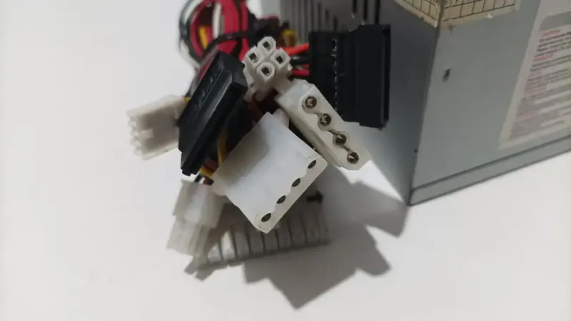 Блоки питания, аккумуляторы - Блок питания 350W - Вся Беларусь - Фото 3 Блок питания 350W - Вся Беларусь - 229182 - Доска объявлений Kupika.by - Фото 3