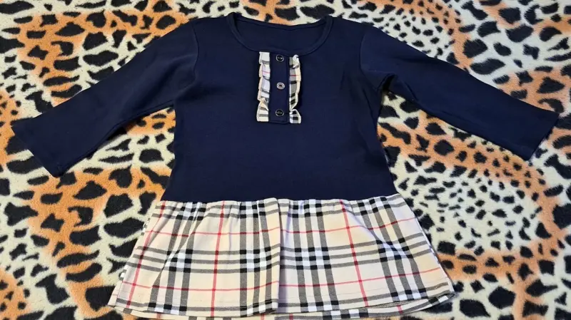 Платье сине-бежевое, юбка в клетку, новое без бирки на 3-5лет