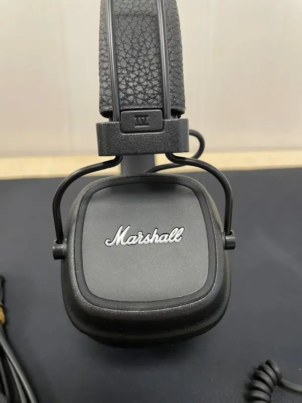 Наушники Marshall Major IV