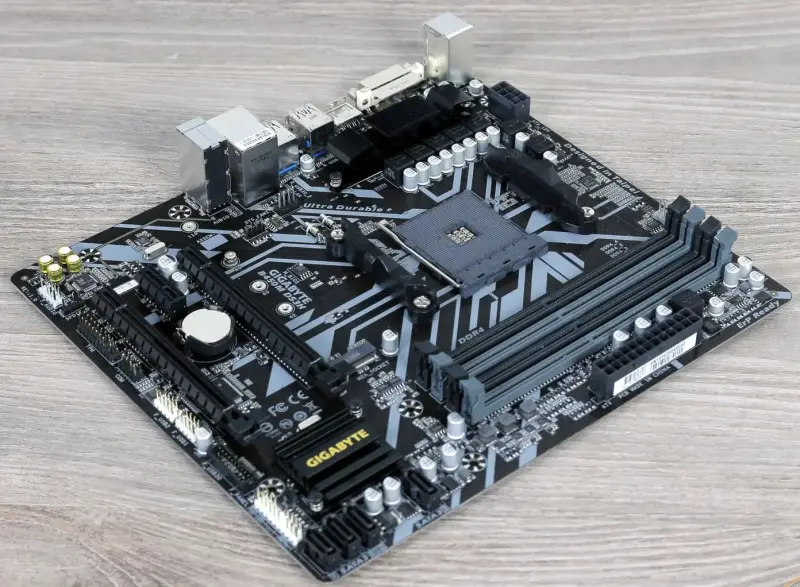 Материнские платы - Материнская плата Gigabyte B450M DS3H (rev. 1.0) - Вся Беларусь - Фото 2 Материнская плата Gigabyte B450M DS3H (rev. 1.0) - Вся Беларусь - 230340 - Доска объявлений Kupika.by - Фото 2