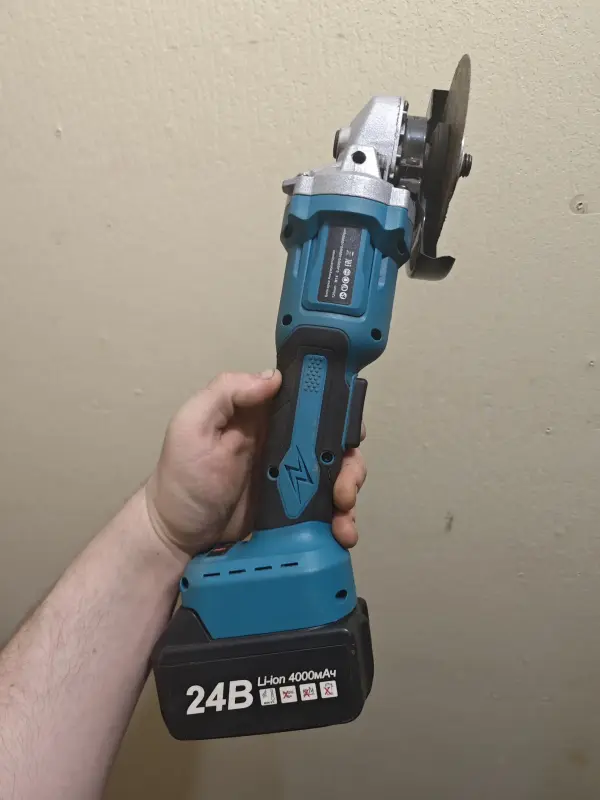 Болгарка аккумуляторная