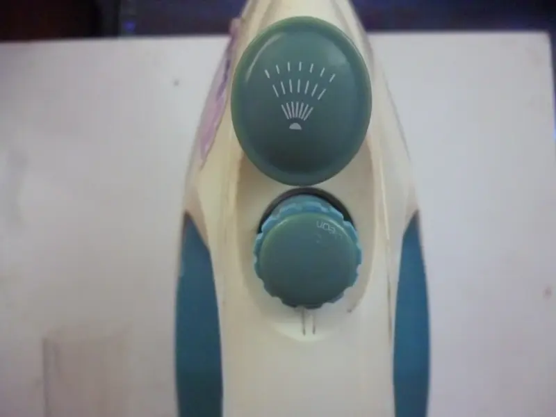 Утюг Ладомир (модель №20)