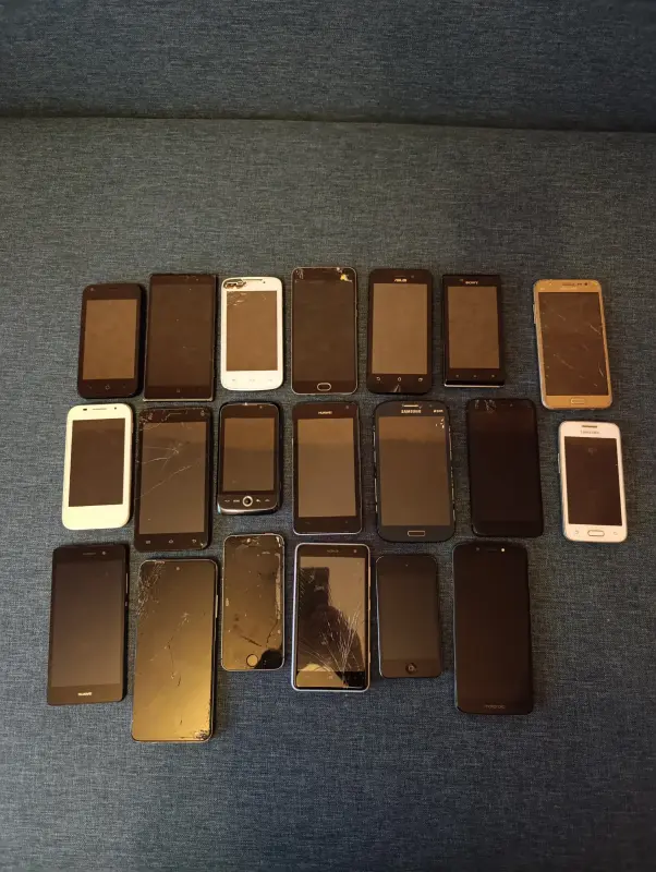 Телефоны и планшеты